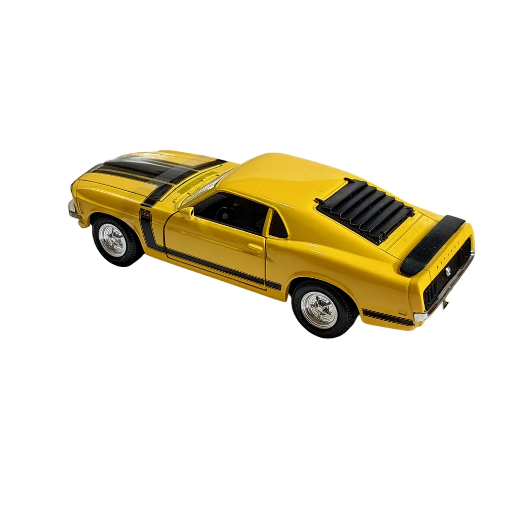 Maisto 1970  Ford‎ Boss Mustang Yellow & Black 302 1:24 Die-Cast